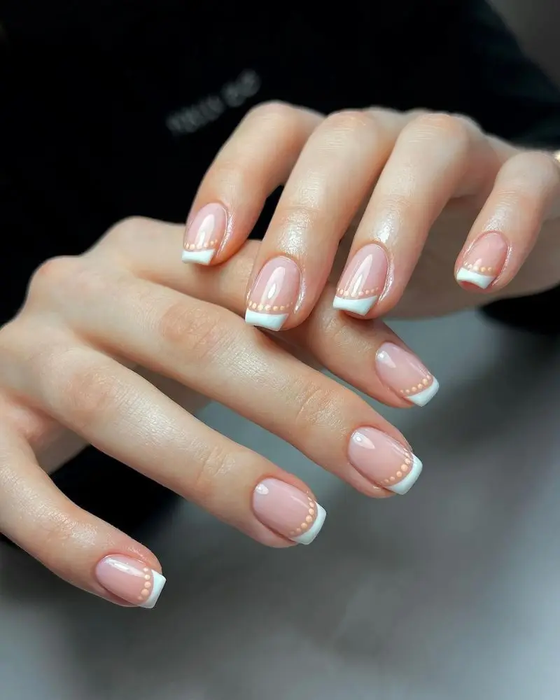 30 Simple French Tip Nail Designs That Never Go Out of Style — GlowNailDesigns