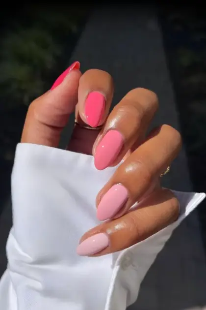 25 Short Pink Nail Designs That Are Easy to Wear Year-Round — GlowNailDesigns