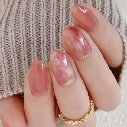 30 Simple Acrylic Nail Designs for Beginners with Chic and Modern Looks — GlowNailDesigns