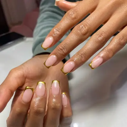 20 Simple Chrome Nail Ideas for Beginners to Try This Season — GlowNailDesigns