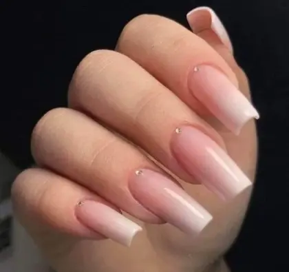 30 Simple Acrylic Nail Designs for Beginners with Chic and Modern Looks — GlowNailDesigns