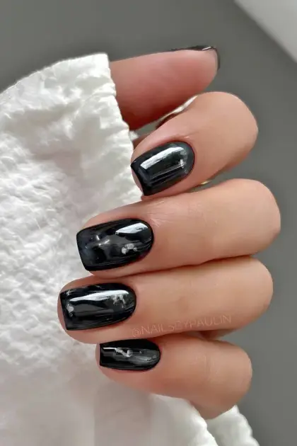 30 Cute Black Nail Ideas for Short Nails You'll Want to Try — GlowNailDesigns