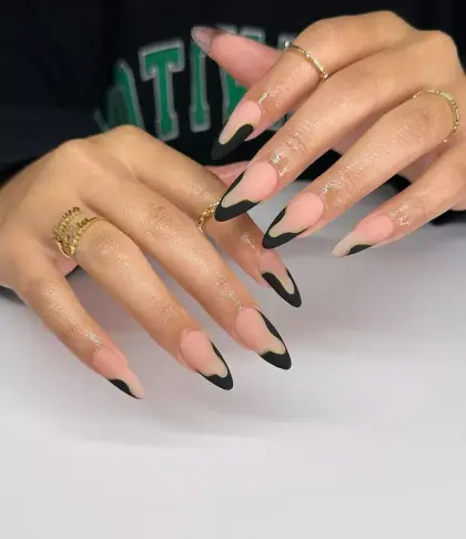 25 Cute French Tip Nails Ideas for a Chic and Timeless Manicure — GlowNailDesigns