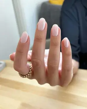 30 Simple Short Nail Designs Anyone Can Try at Home — GlowNailDesigns
