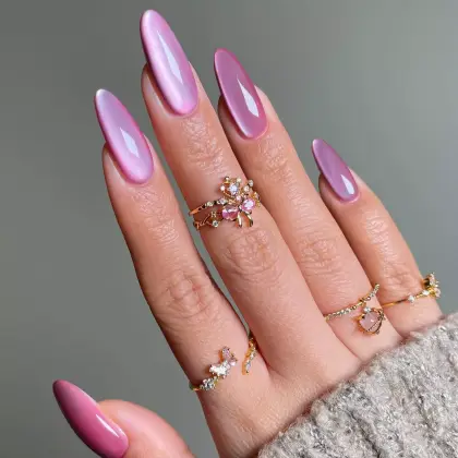 25 Cute Valentine Nails Ideas for a Sweet and Romantic Look — GlowNailDesigns
