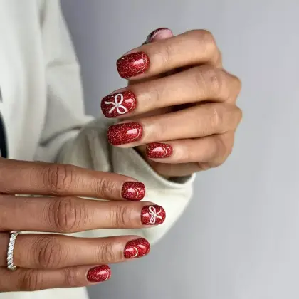 25 Cute Christmas Nails Ideas to Make Your Holiday Manicure Stand Out — GlowNailDesigns