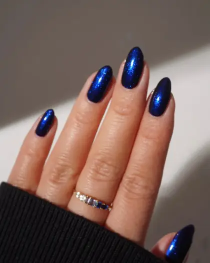 25 Cute Glitter Nails Ideas for a Sparkly Everyday Look — GlowNailDesigns