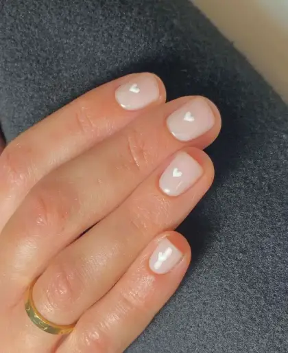 30 Simple Nail Designs for Beginners You Can Easily Recreate — GlowNailDesigns