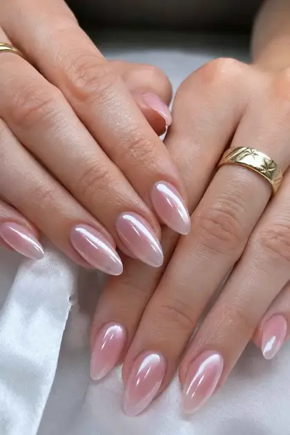 25 Short Pink Nail Designs That Are Easy to Wear Year-Round — GlowNailDesigns