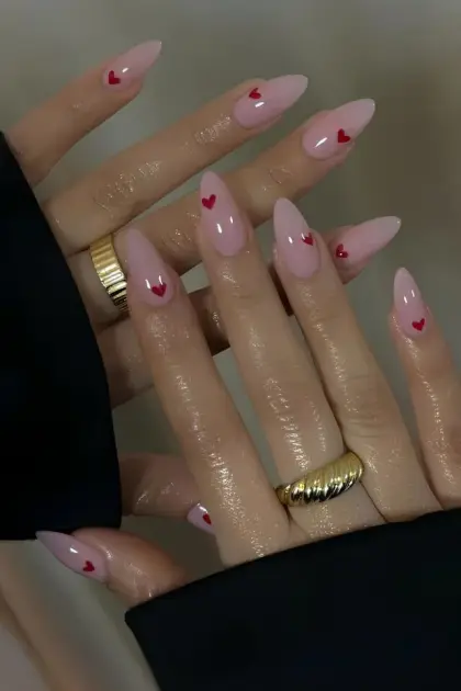 25 Short Pink Nail Designs That Are Easy to Wear Year-Round — GlowNailDesigns