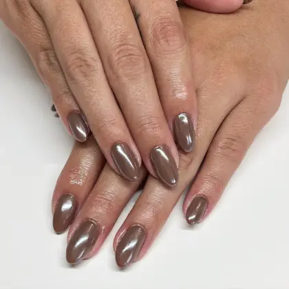 20 Simple Chrome Nail Ideas for Beginners to Try This Season — GlowNailDesigns