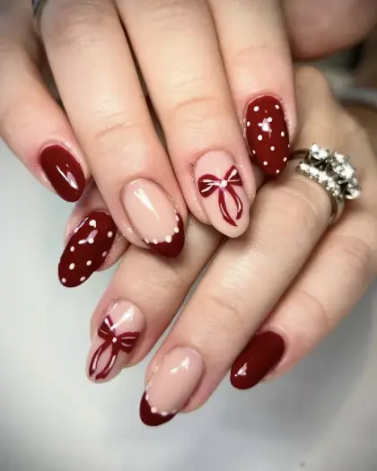 25 Cute Christmas Nails Ideas to Make Your Holiday Manicure Stand Out — GlowNailDesigns
