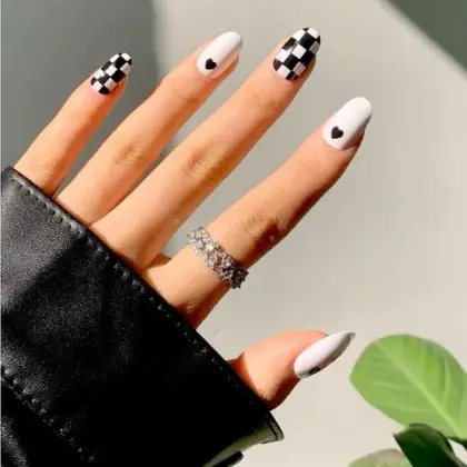 25 Black Nail Ideas for Every Season That Are Chic and Easy to Copy — GlowNailDesigns