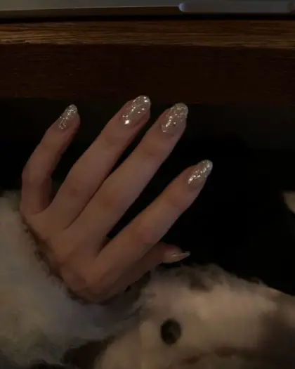 25 Short Glitter Nail Ideas That Make Small Nails Shine — GlowNailDesigns