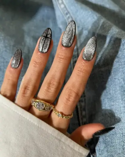 25 Trendy Black Nail Designs That Make a Bold Statement — GlowNailDesigns