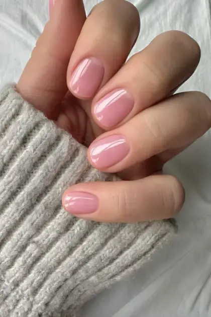 25 Short Pink Nail Designs That Are Easy to Wear Year-Round — GlowNailDesigns