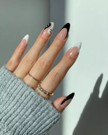 25 Cute French Tip Nails Ideas for a Chic and Timeless Manicure — GlowNailDesigns