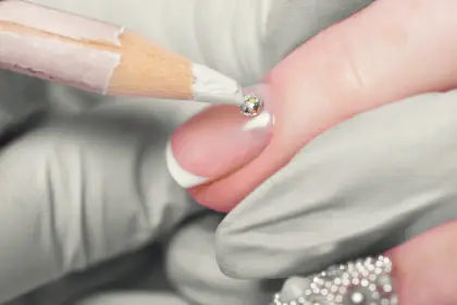 25 Short French Tip Nail Ideas That Look Clean and Elegant — GlowNailDesigns