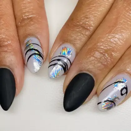 20 Simple Black Nail Designs for a Minimalist Yet Classy Look — GlowNailDesigns