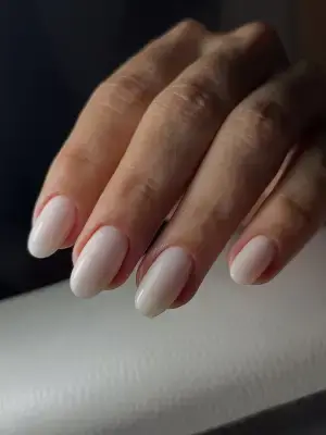 30 Simple Short Nail Designs Anyone Can Try at Home — GlowNailDesigns