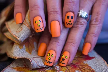 25 Short Halloween Nail Ideas That Are Cute, Stylish, and Easy to Wear — GlowNailDesigns