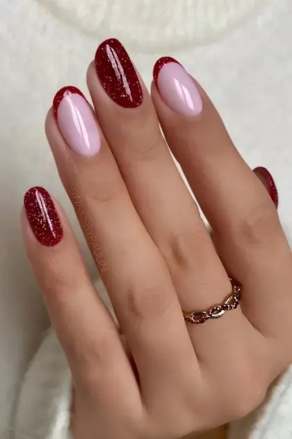 22 Simple Glitter Nail Designs That Look Elegant and Easy to Copy — GlowNailDesigns