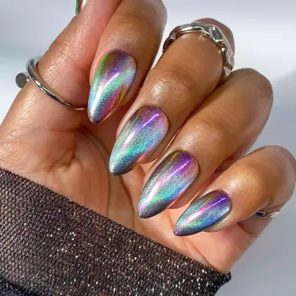 30 Cute Chrome Nail Designs That Look Stunning on Short Nails — GlowNailDesigns