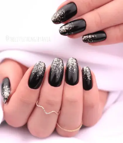 25 Black Nail Ideas for Every Season That Are Chic and Easy to Copy — GlowNailDesigns
