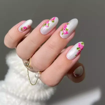 25 Cute White Nail Ideas for a Clean and Minimalist Manicure — GlowNailDesigns
