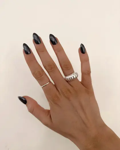20 Simple Chrome Nail Ideas for Beginners to Try This Season — GlowNailDesigns