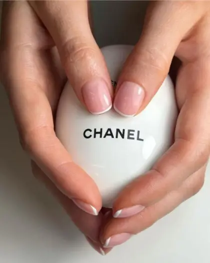 30 Simple French Tip Nail Designs That Never Go Out of Style — GlowNailDesigns