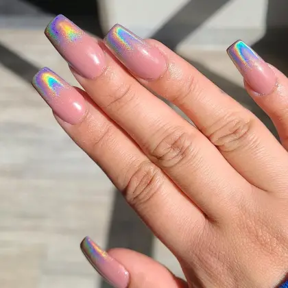 20 Simple Chrome Nail Ideas for Beginners to Try This Season — GlowNailDesigns