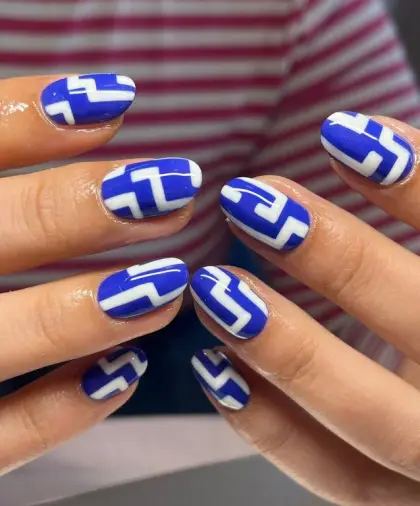 30 Simple Acrylic Nail Designs for Beginners with Chic and Modern Looks — GlowNailDesigns