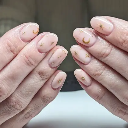 20 Simple Chrome Nail Ideas for Beginners to Try This Season — GlowNailDesigns