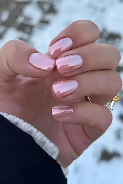 15 Trendy Short Nail Designs You'll Want to Copy This Season — GlowNailDesigns