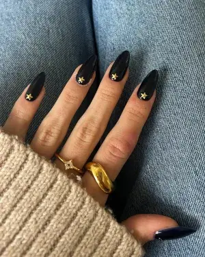 30 Cute Black Nail Ideas for Short Nails You'll Want to Try — GlowNailDesigns
