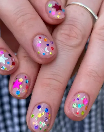 30 Simple Acrylic Nail Designs for Beginners with Chic and Modern Looks — GlowNailDesigns