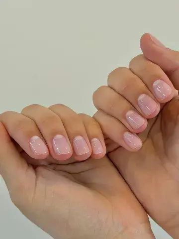 20 Classy Short Nail Ideas That Look Elegant All Year Round — GlowNailDesigns