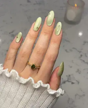 15 Simple French Tip Nail Designs with a Modern Twist — GlowNailDesigns