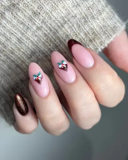 30 Simple Christmas Nail Designs Anyone Can Recreate at Home — GlowNailDesigns