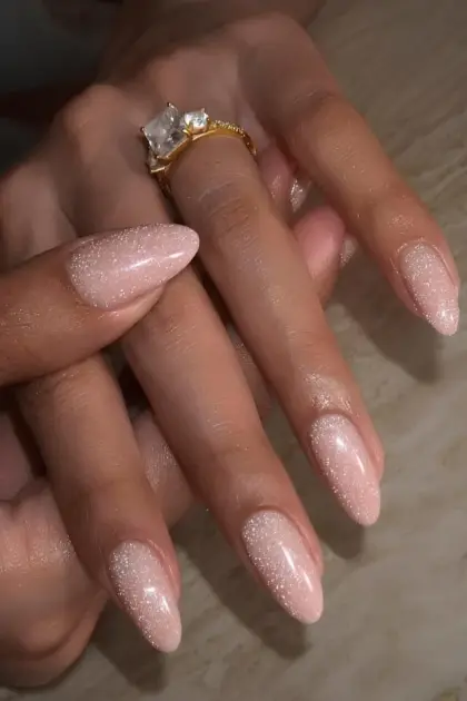 22 Simple Glitter Nail Designs That Look Elegant and Easy to Copy — GlowNailDesigns