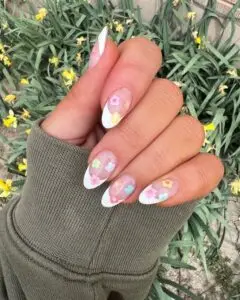 30 Simple French Tip Nail Designs That Never Go Out of Style — GlowNailDesigns