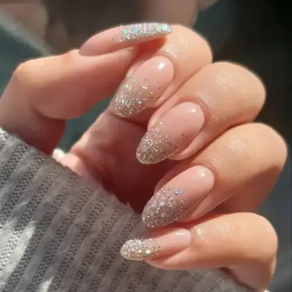 25 Cute Christmas Nails Ideas to Make Your Holiday Manicure Stand Out — GlowNailDesigns