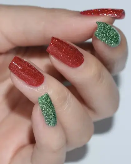 25 Cute Christmas Nails Ideas to Make Your Holiday Manicure Stand Out — GlowNailDesigns