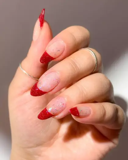 25 Cute Glitter Nails Ideas for a Sparkly Everyday Look — GlowNailDesigns