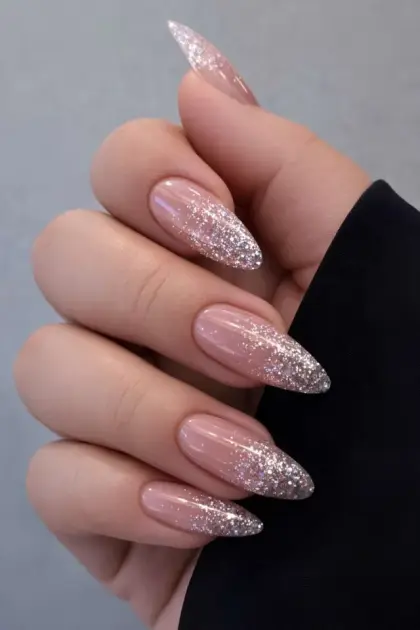 25 Short Glitter Nail Ideas That Make Small Nails Shine — GlowNailDesigns