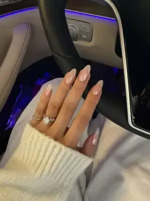 15 Simple French Tip Nail Designs with a Modern Twist — GlowNailDesigns