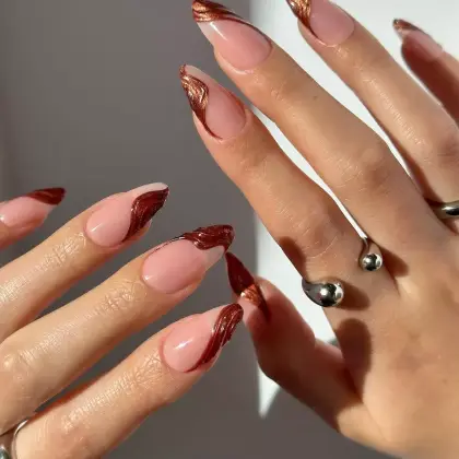 30 Cute Chrome Nail Designs That Look Stunning on Short Nails — GlowNailDesigns