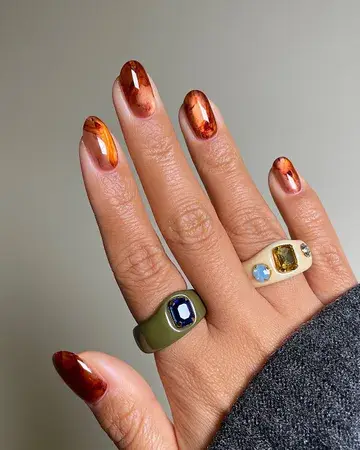 15 Trendy Short Nail Designs You'll Want to Copy This Season — GlowNailDesigns