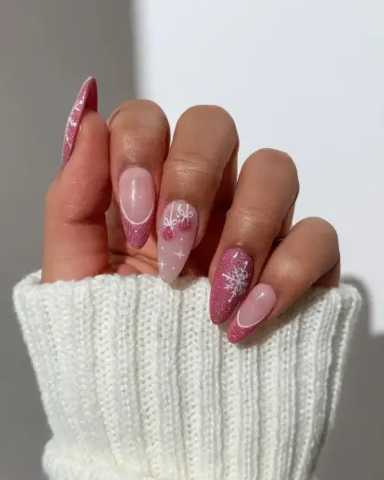 30 Simple Christmas Nail Designs Anyone Can Recreate at Home — GlowNailDesigns